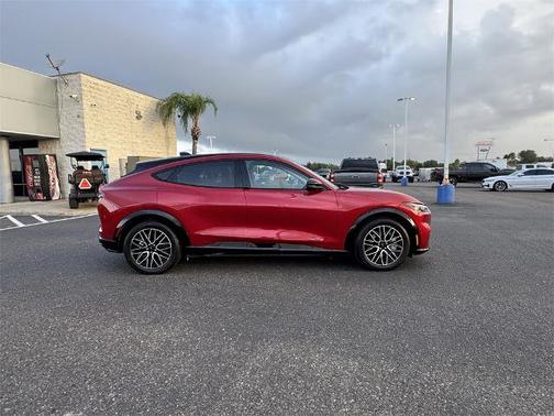 2024 Ford Mustang Mach-E PREMIUM