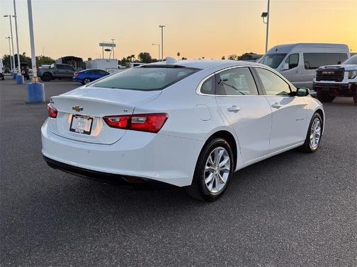 2024 Chevrolet Malibu LT W/1LT