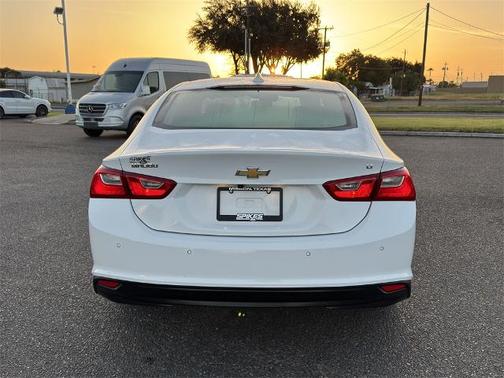 2024 Chevrolet Malibu LT W/1LT