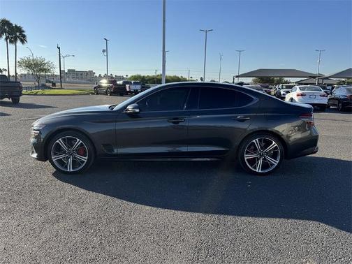 2025 Genesis G70 2.5T