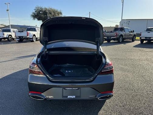 2025 Genesis G70 2.5T