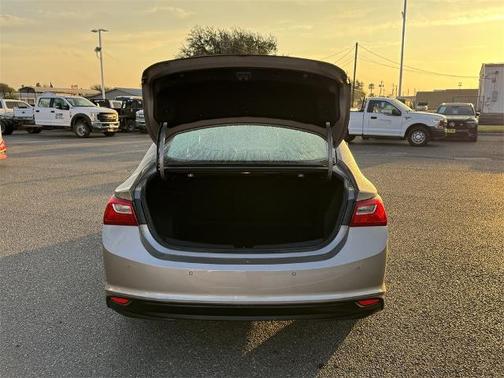 2024 Chevrolet Malibu LT W/1LT