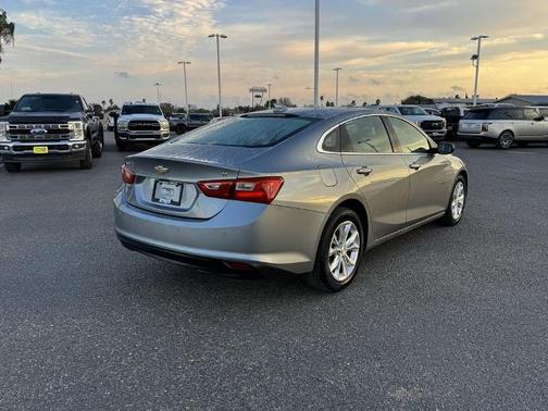 2024 Chevrolet Malibu LT W/1LT