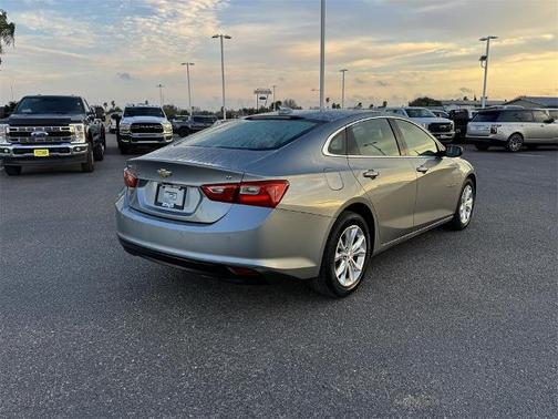 2024 Chevrolet Malibu LT W/1LT