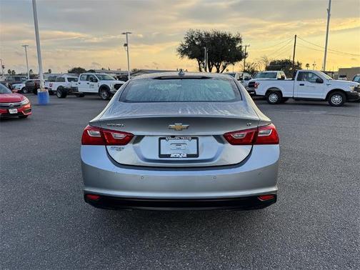 2024 Chevrolet Malibu LT W/1LT