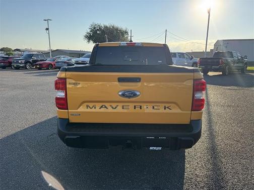 2022 Ford Maverick LARIAT