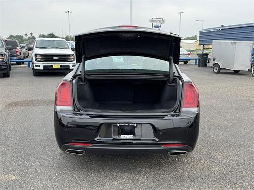 2023 Chrysler 300 TOURING L