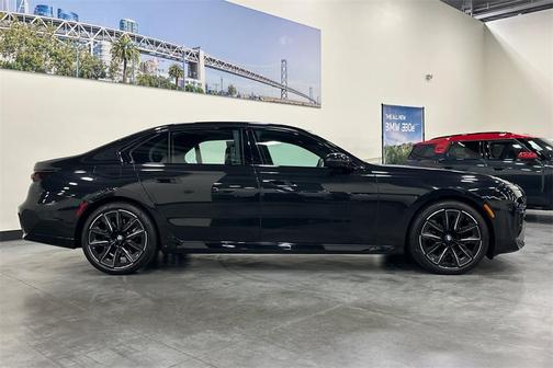 2023 BMW 740 i