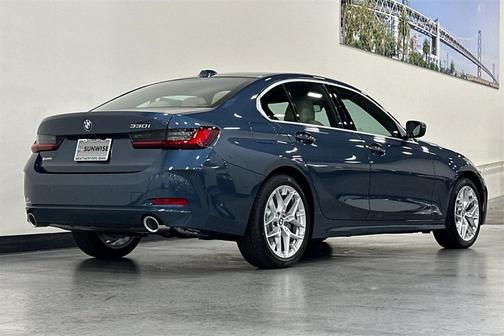2025 BMW 330 i