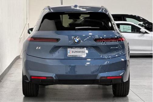 2026 BMW iX xDrive45