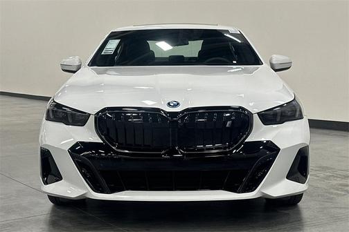 2026 BMW i5 eDrive40