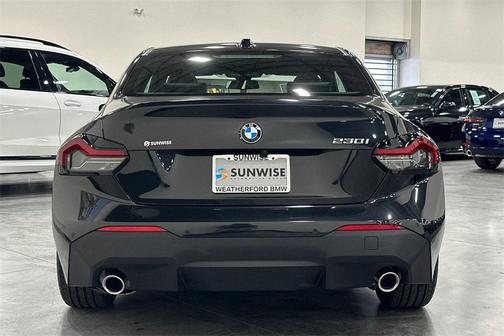 2024 BMW 230 i