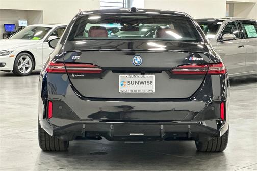 2025 BMW i5 M60