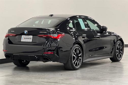2023 BMW M440 i