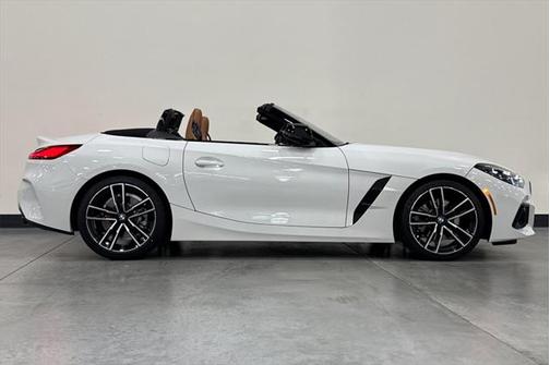 2025 BMW Z4 sDrive30i