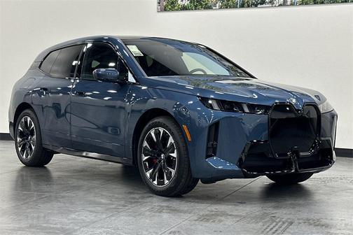 2026 BMW iX xDrive60