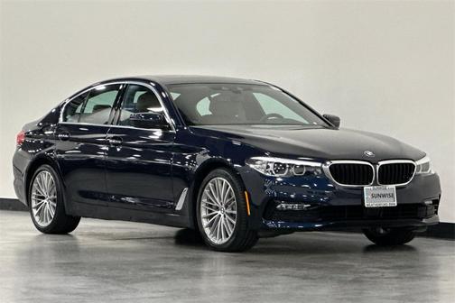 2018 BMW 530 530i