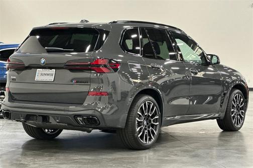 2026 BMW X5 M60i