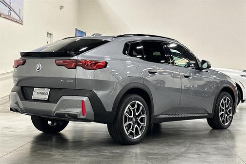 2025 BMW X2 xDrive28i