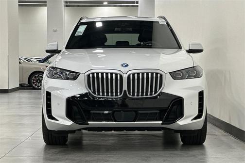 2026 BMW X5 PHEV xDrive50e