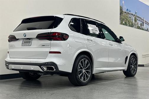 2026 BMW X5 PHEV xDrive50e