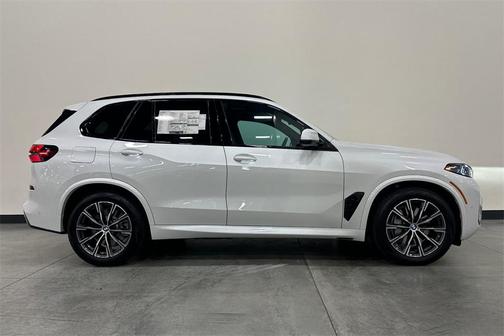 2026 BMW X5 PHEV xDrive50e