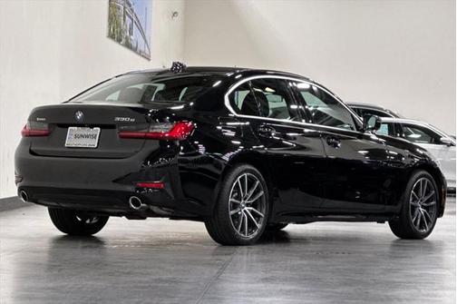 2021 BMW 330e Base