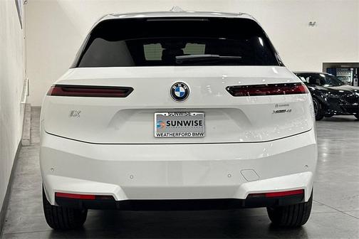 2026 BMW iX xDrive45