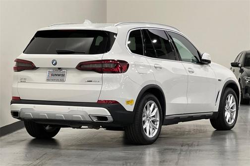 2023 BMW X5 PHEV xDrive45e