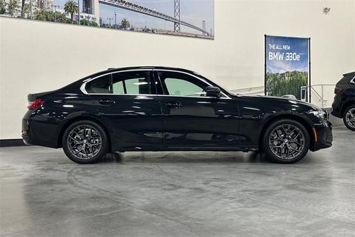 2025 BMW 330 i