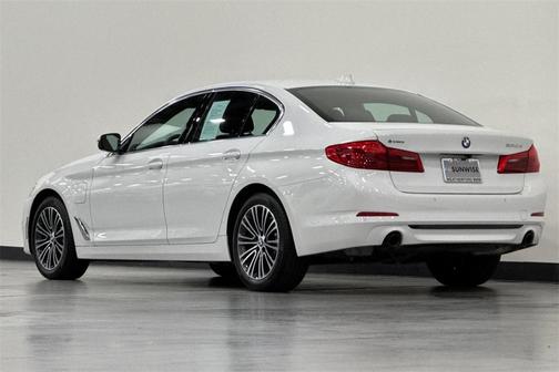 2020 BMW 530e iPerformance