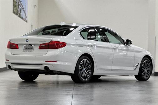 2020 BMW 530e iPerformance