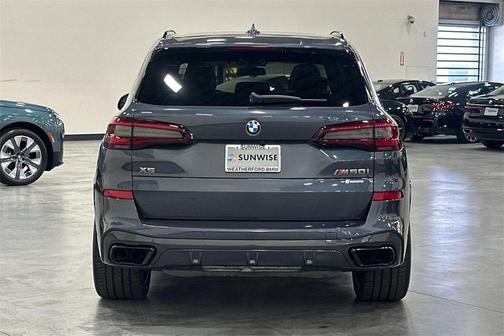 2022 BMW X5 M50i