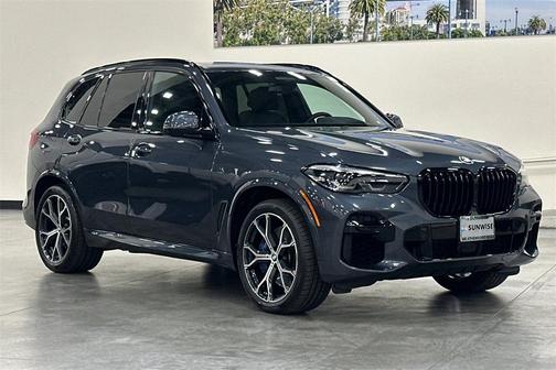 2022 BMW X5 M50i