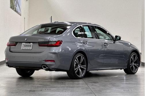 2024 BMW 330 i