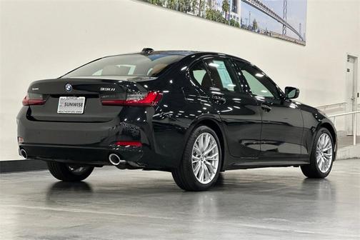 2023 BMW 330 330i