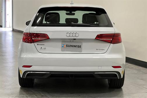 2018 Audi A3 e-tron 1.4T Premium