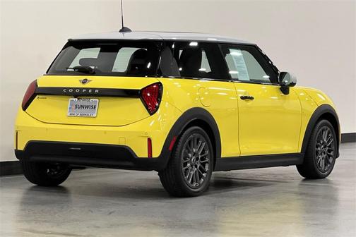 2025 MINI Hardtop Cooper