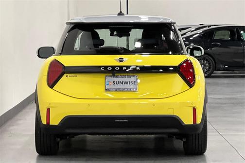 2025 MINI Hardtop Cooper
