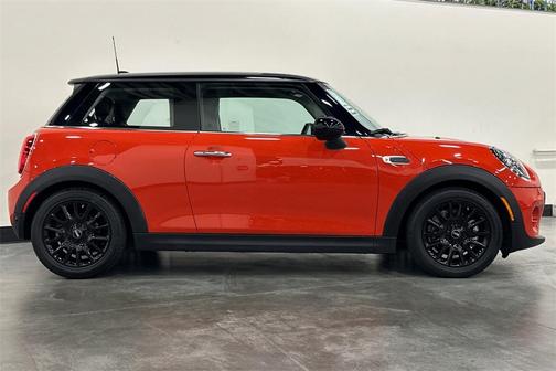 2019 MINI Hardtop Cooper