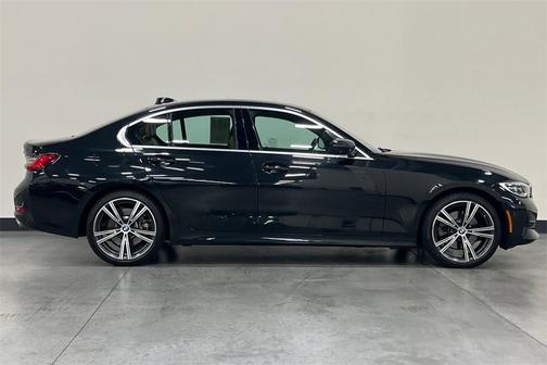 2020 BMW 330 330i