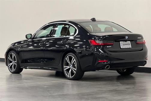 2020 BMW 330 330i