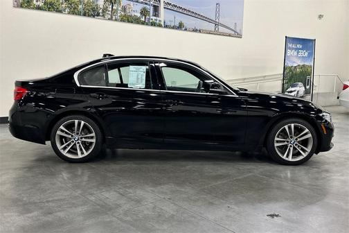 2017 BMW 330 330i