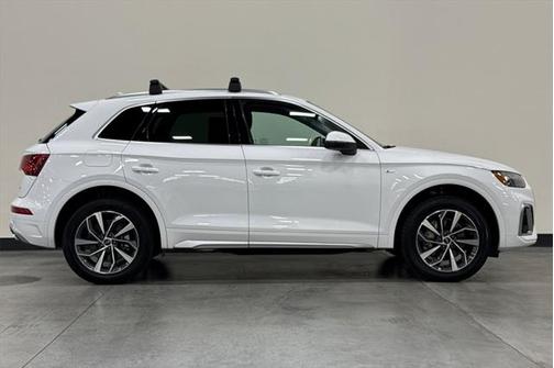 2024 Audi Q5 45 S line Premium Plus
