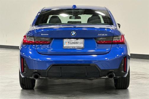 2025 BMW 330 i