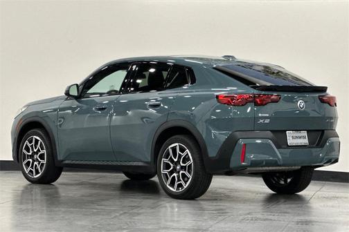 2025 BMW X2 xDrive28i