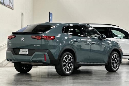 2025 BMW X2 xDrive28i