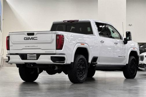2024 GMC Sierra 3500 Denali