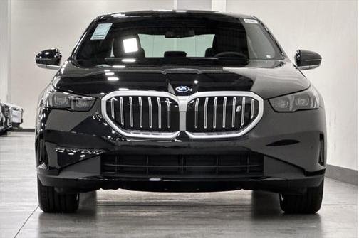 2026 BMW i5 eDrive40