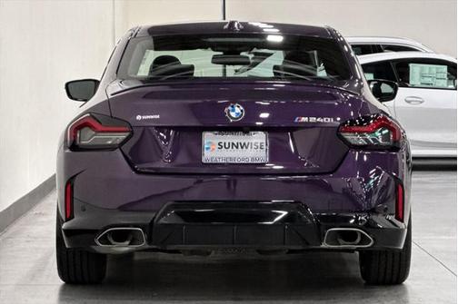 2024 BMW M240 i